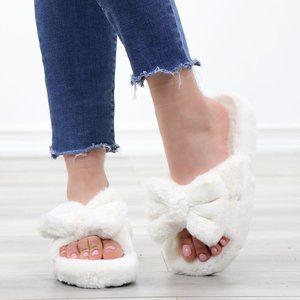 Plush Bow Tie Fuzzy Non-Slip Slipper